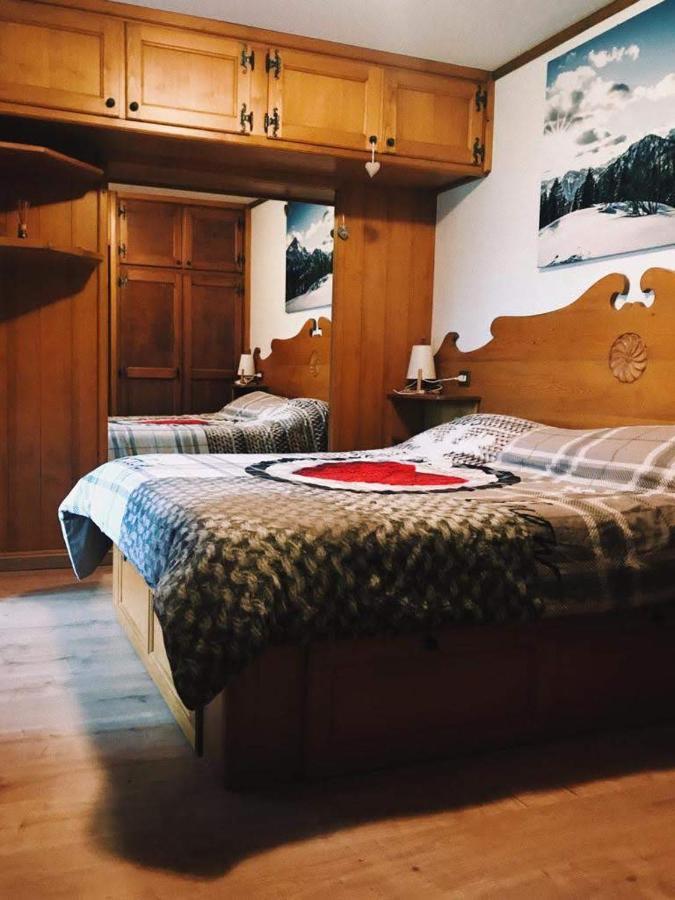 Casa Vacanze Miramonti - Appartamento Con Balcone Con Vista Sulle Dolomiti ボルカ・ディ・カドーレ エクステリア 写真